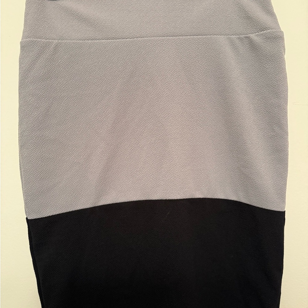 LuLaRoe Two-Tone Gray and Black Pencil Skirt
